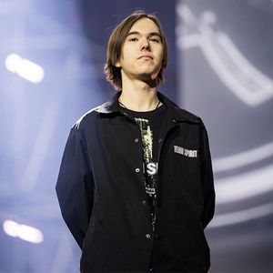 Denis “donk” Sharipov