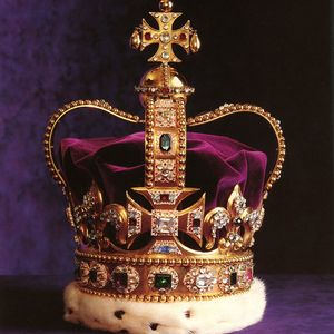 St. Edward's Crown