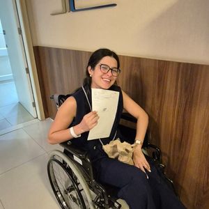 Luana e seu patinete 