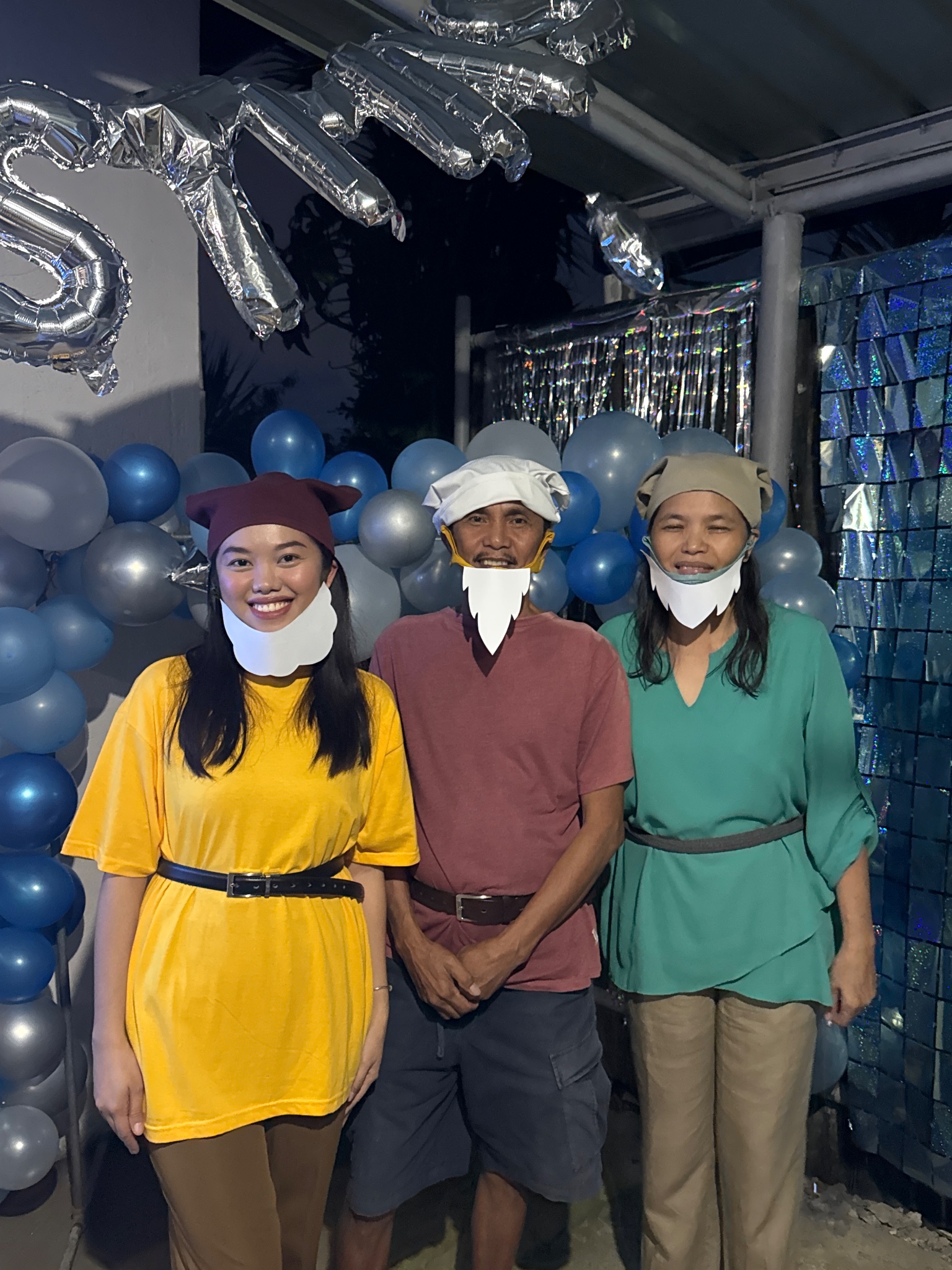 3 dwarves