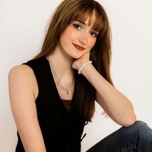 Annagrace Lewis