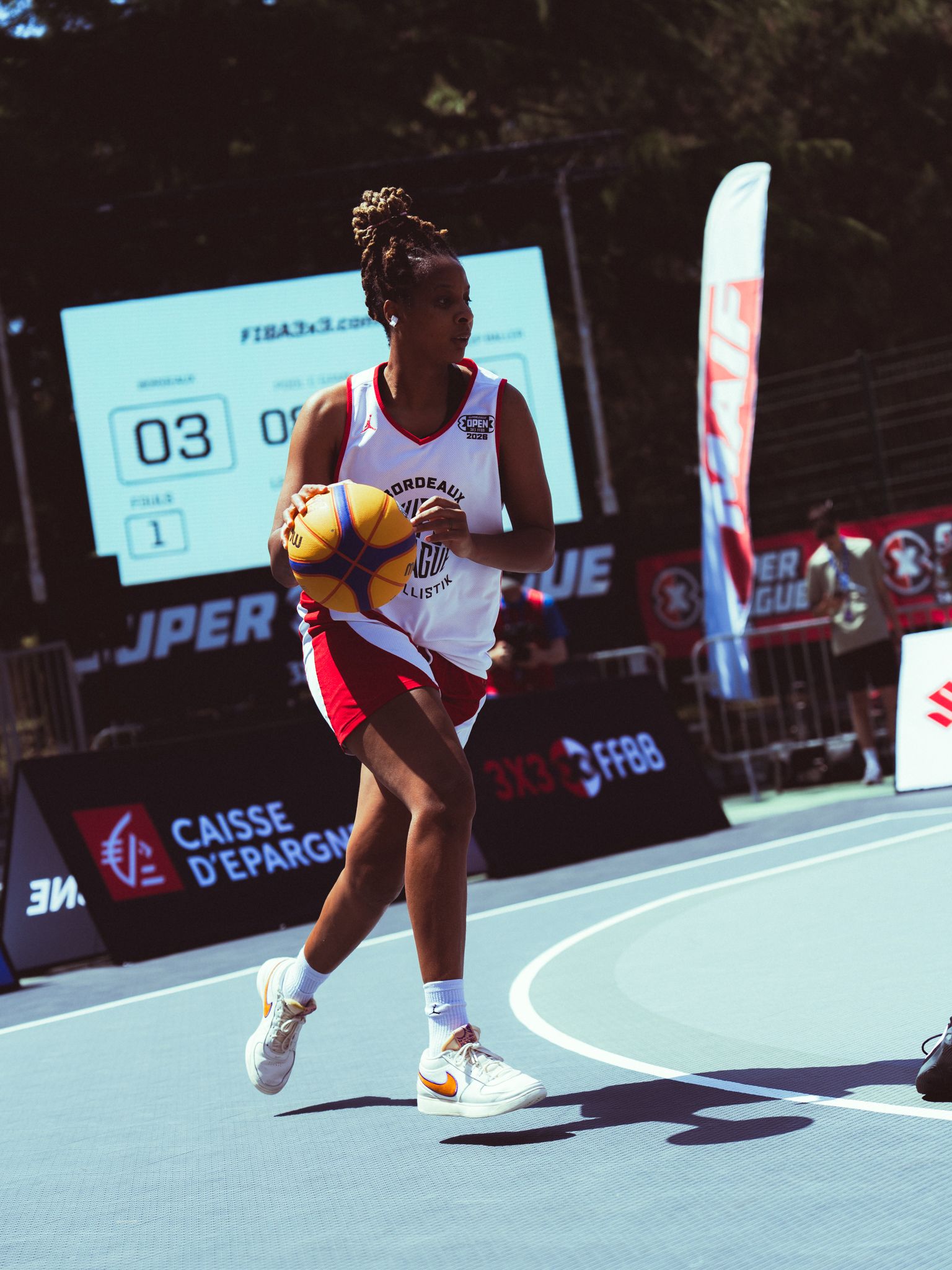 Sarah Ousfar – Bordeaux Ballistik